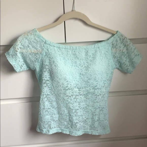 Tops - BRAND NEW!! Mint Lace Top